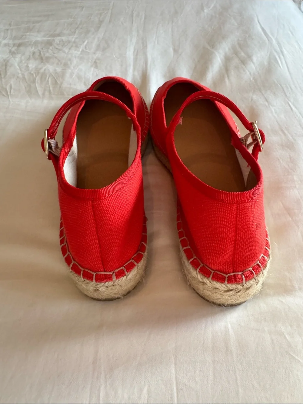 Mauve never worn